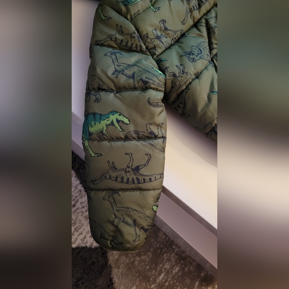 Puffer Jacket - Picture 3 of 5